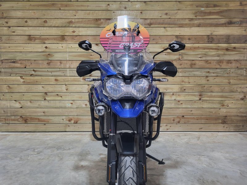 TRIUMPH Explorer