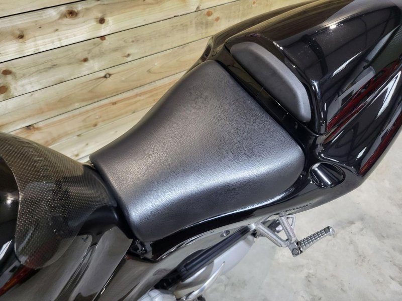 TRIUMPH DAYTONA 955