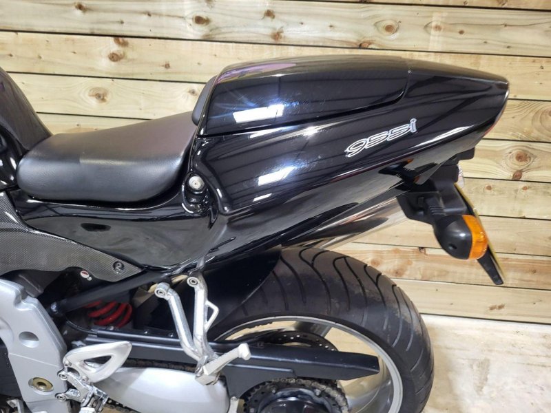 TRIUMPH DAYTONA 955