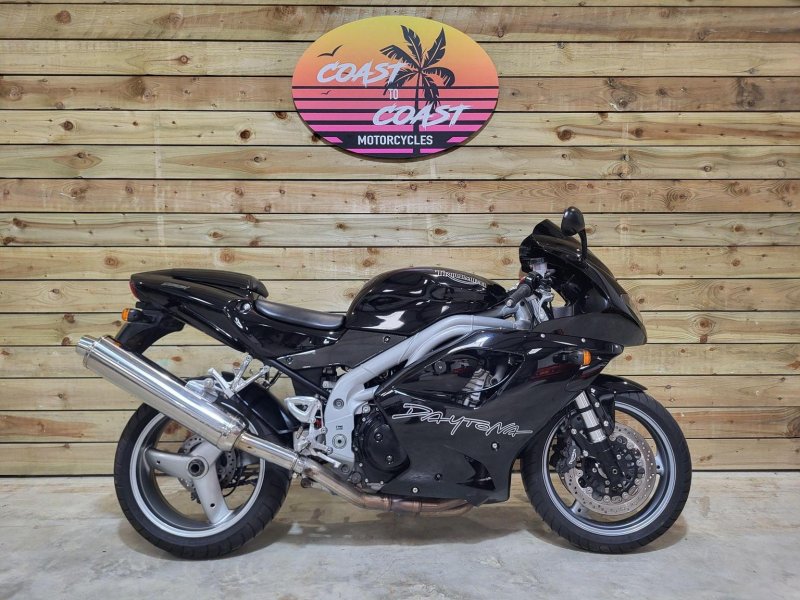 TRIUMPH DAYTONA 955