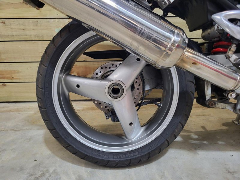 TRIUMPH DAYTONA 955