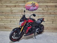 SUZUKI GSX-S1000