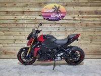 SUZUKI GSX-S1000