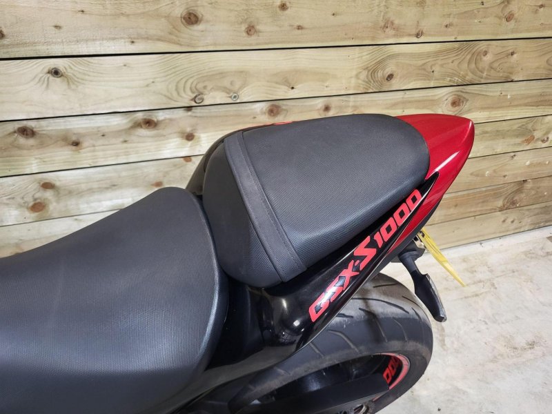 SUZUKI GSX-S1000