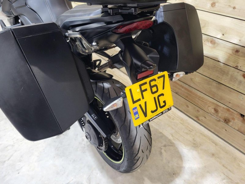 TRIUMPH TIGER 1050
