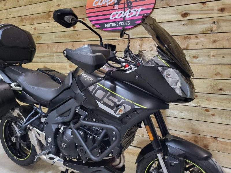TRIUMPH TIGER 1050