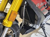 BMW G310R