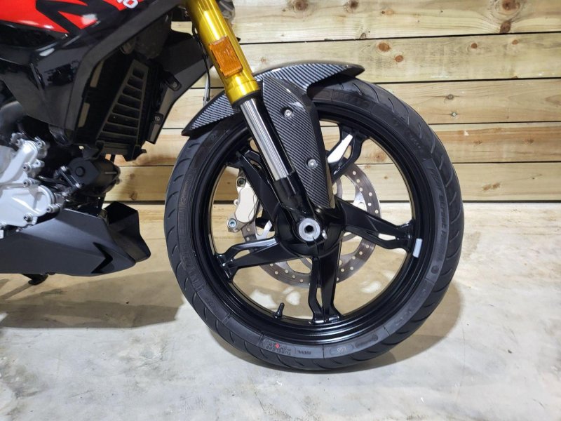 BMW G310R