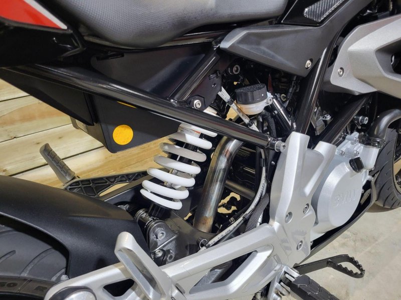 BMW G310R