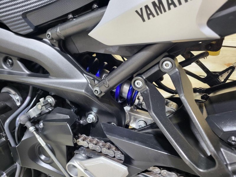 YAMAHA Tracer 900