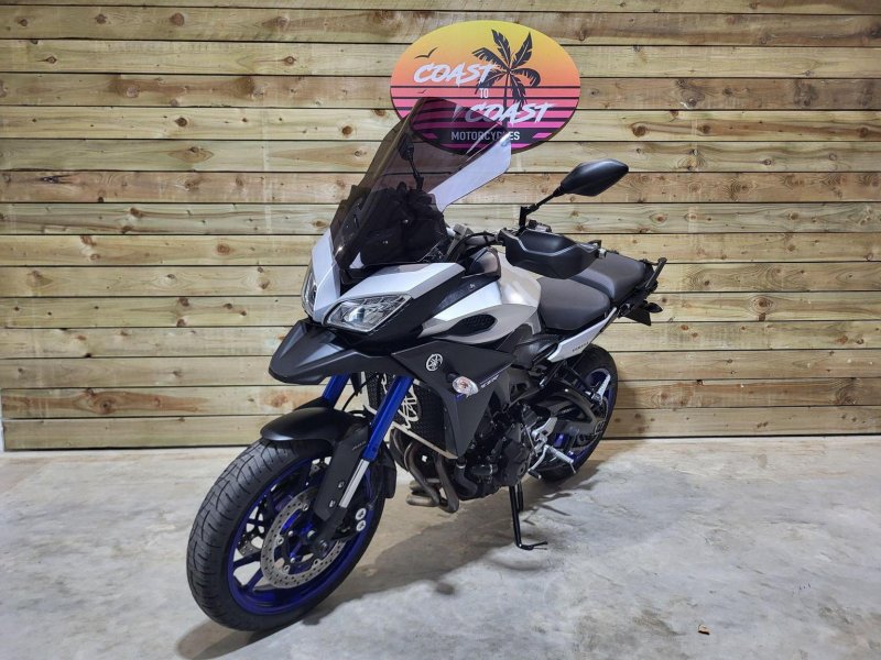 YAMAHA Tracer 900