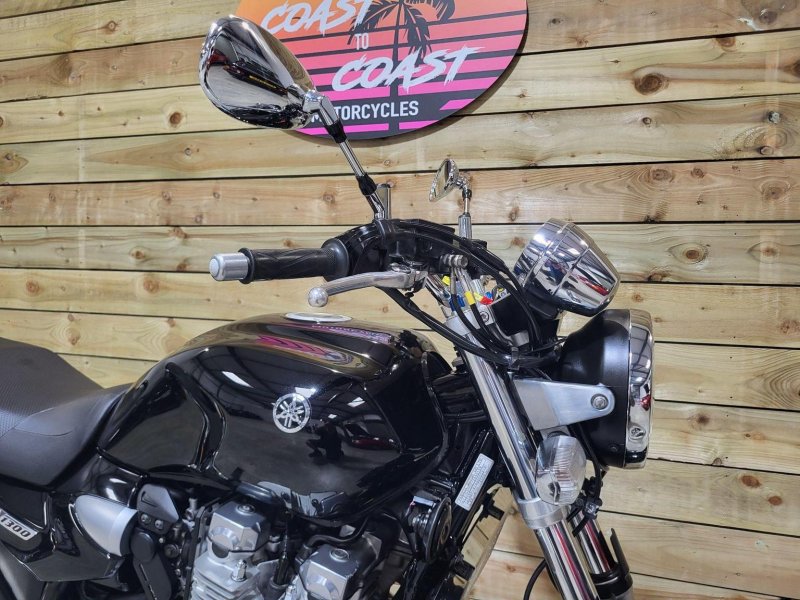 YAMAHA XJR1300