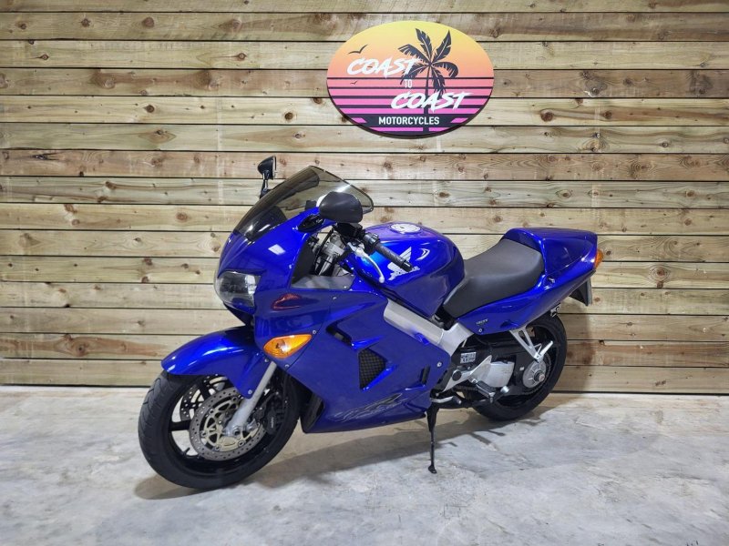 HONDA VFR800X