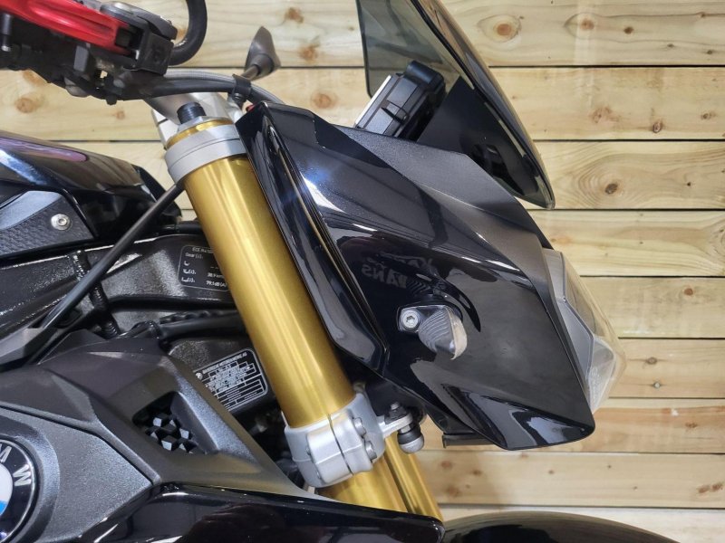 BMW S1000R