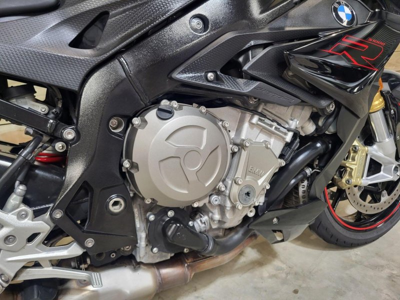 BMW S1000R
