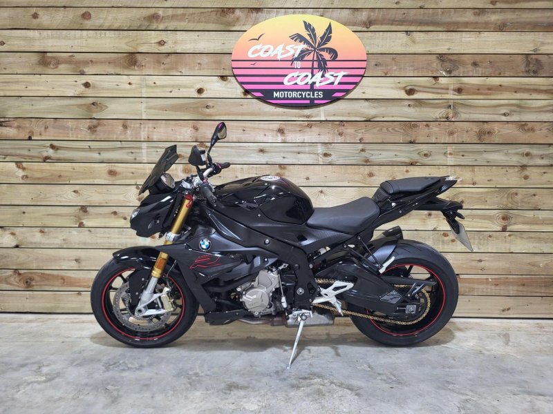BMW S1000R