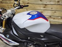 BMW S1000R