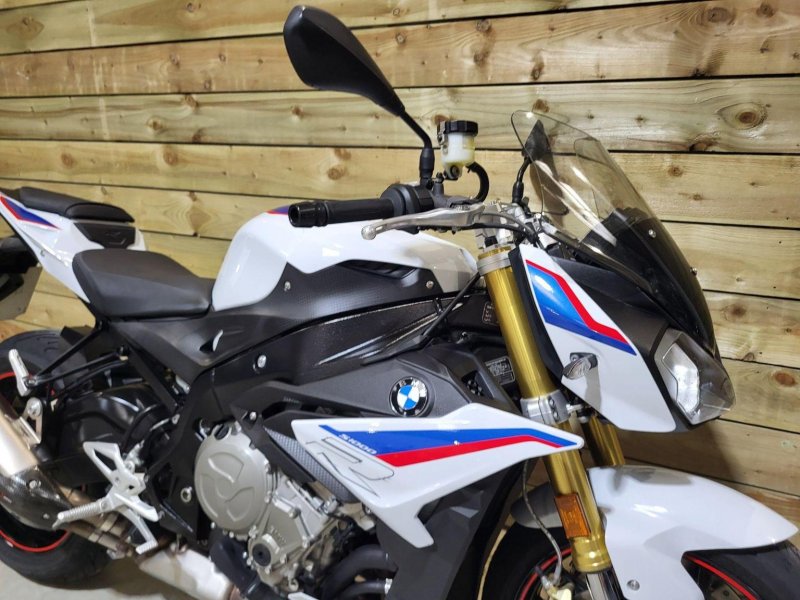 BMW S1000R