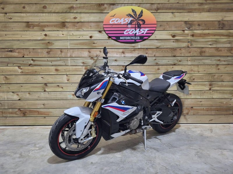 BMW S1000R