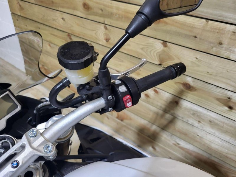 BMW S1000R