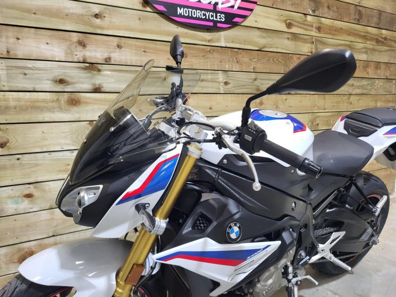 BMW S1000R