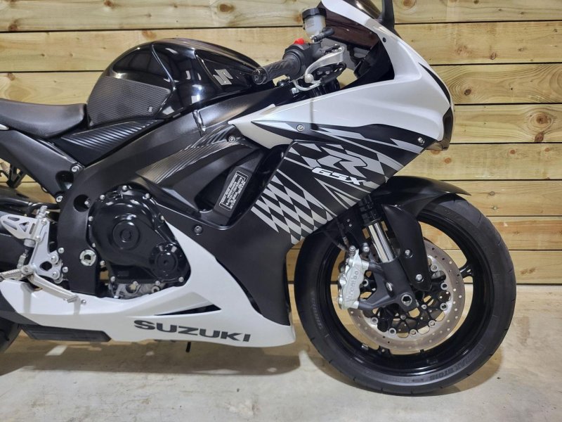 SUZUKI GSXR600