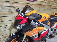HONDA CBR1000RR Fireblade