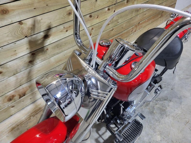 HARLEY-DAVIDSON Softail