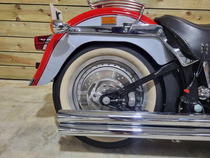 HARLEY-DAVIDSON Softail