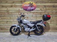 YAMAHA YBR125 CUSTOM