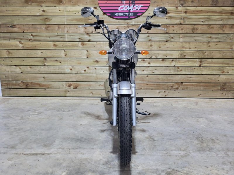 YAMAHA YBR125 CUSTOM