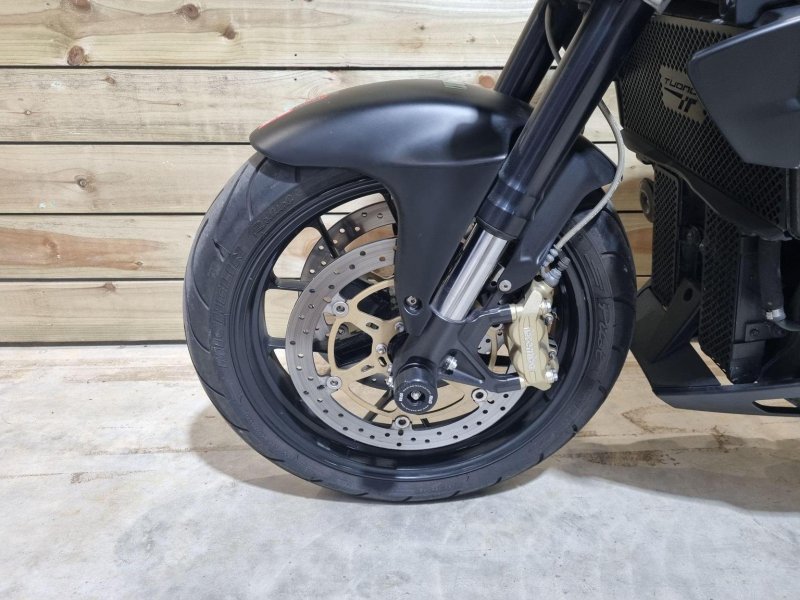APRILIA Tuono 1000