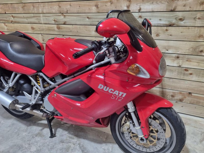 DUCATI ST2