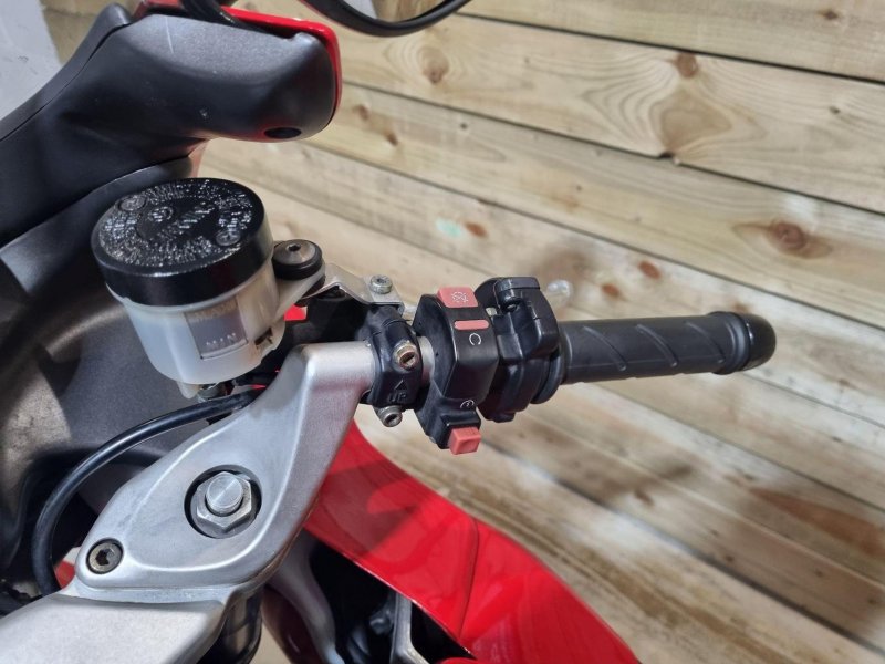 DUCATI ST2