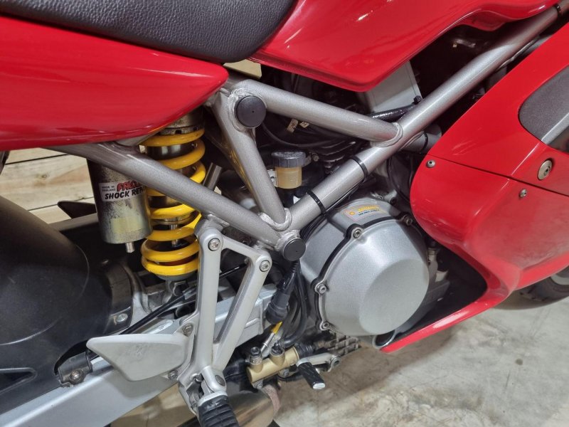 DUCATI ST2