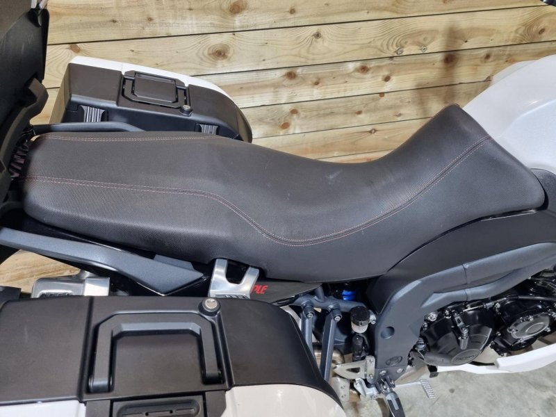 TRIUMPH TIGER 1050