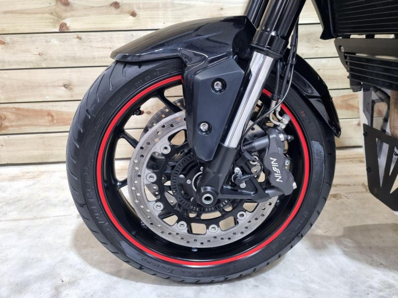 TRIUMPH TIGER 1050