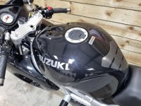 SUZUKI SV650S