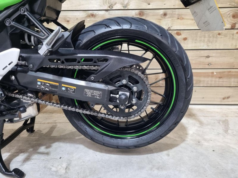 KAWASAKI Z900