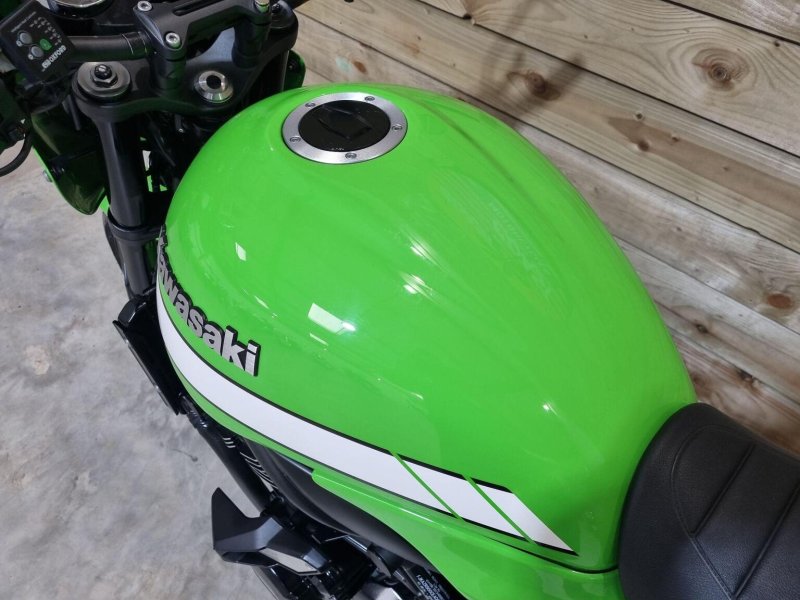 KAWASAKI Z900