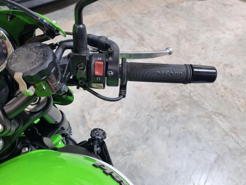 KAWASAKI Z900