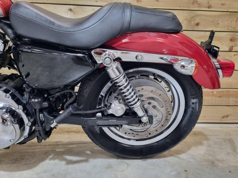 HARLEY-DAVIDSON Sportster
