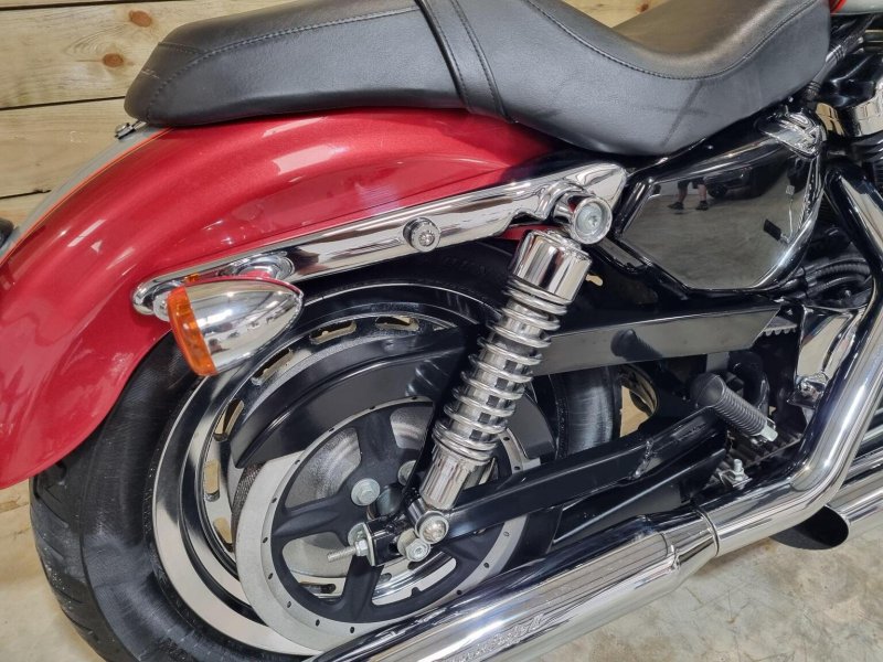 HARLEY-DAVIDSON Sportster