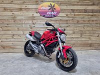 DUCATI MONSTER 696