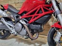 DUCATI MONSTER 696