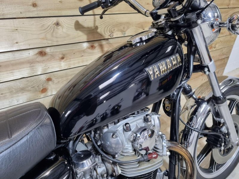 YAMAHA XS