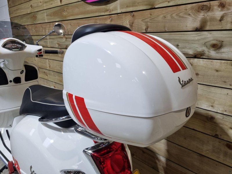 PIAGGIO Vespa