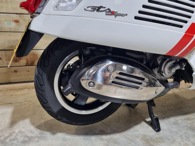 PIAGGIO Vespa