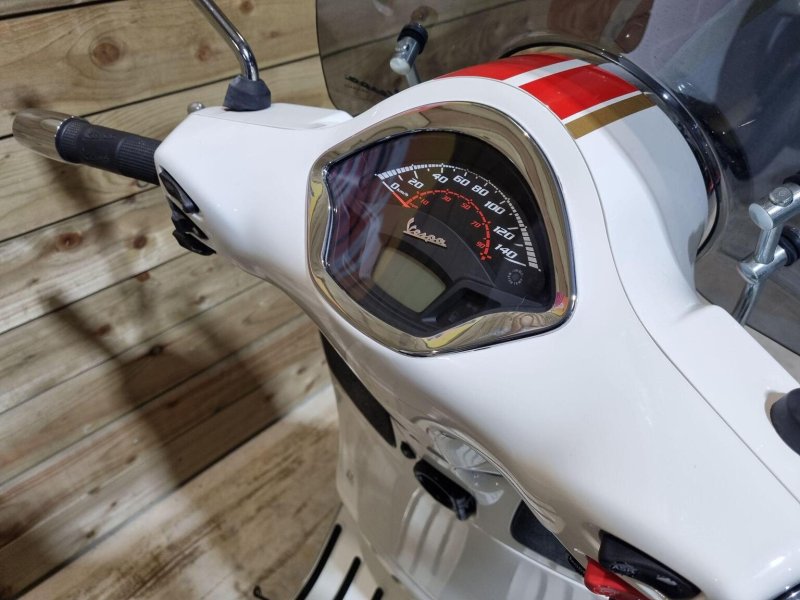 PIAGGIO Vespa