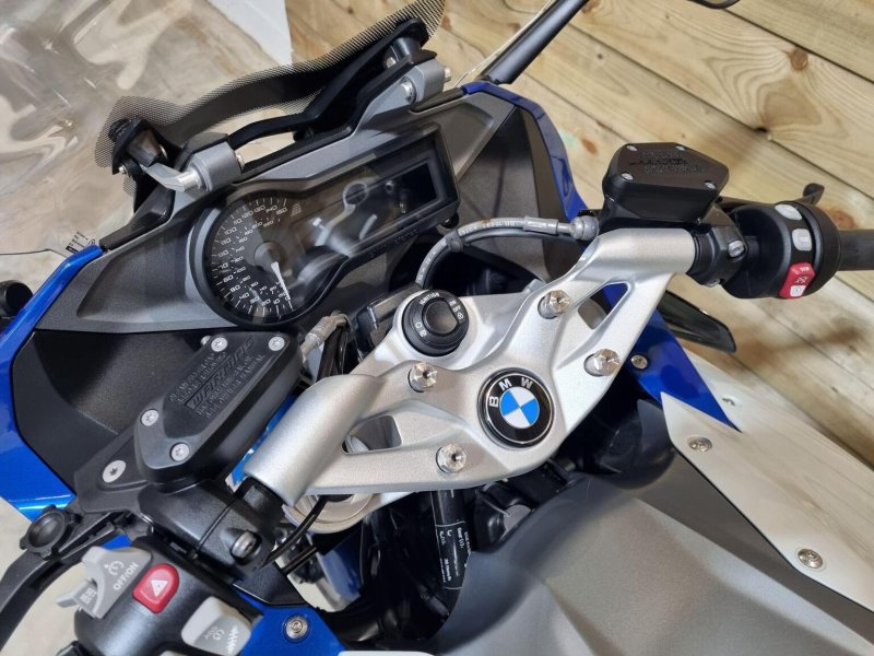 BMW R1200RS